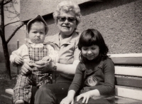 Miroslava Šmuková's aunt named Jiřina Jelínková, convicted in the 1950s for helping political prisoners in the prison in Ostrava-Heřmanice. The girl in the picture from circa 1981 is Jana the daughter of Miroslava Šmuková 
