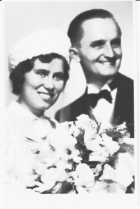 Wedding photo of parents