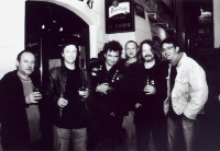"Oldoviny" in Prague in the wine bar U Sudu, in front of the wine bar, May 2009, from left Lexa G., Snake, Mucho, Komín, Hraboš and Bláža, photo: Miroslav Lédl