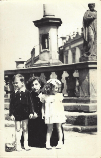 Růžena Saulová with her son Boleslav and daughter Iva, 1955