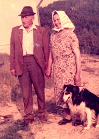 Pavla Mikešová's grandparents Karel and Marie Sedláček / 1970s