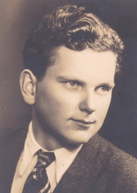 Jiří Černý during his high school studies in Kadan in 1947