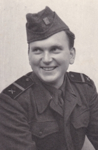 Jiří Černý at the NCO school in Stara Boleslav - 1952