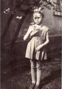 Hana Jandová in her childhood