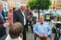 With Karel Schwarzenberg on the square in Česká Lípa, 2017