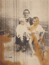 Jan Bureš and his brother Vladimír at Grandma Marie's house in Košutka in 1944