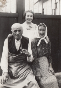 Jan's mother Marie Burešová with her parents probably in 1937