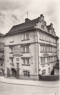 The house "U Tří pštrosů" ("At The Three Ostriches" House) 