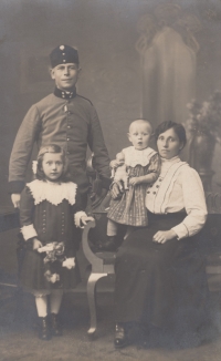 Vladimír Čada's paternal grandparents, his father and aunt Máňa, 1914