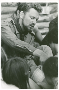 Zdenek Susa as a paramedic teaching first aid, 1972