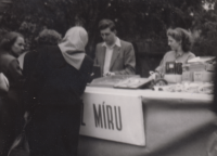 Event Help the countryside, Dagmar Němcová on the right, 1950s