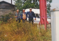 During the construction of the telephone tower in Eibenthal, Josef Nedvěd in the middle, 1990s