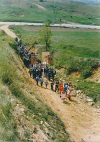 Parade through the field on the feast of St. Margaret, Eibenthal, undated