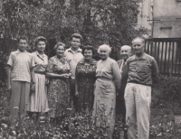 Family in the garden of the apartment house, on the left Vladimír Hahn, his father Ladislav Hahn (1960)