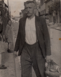 Grandfather Peter Heidr in Hossen, Germany