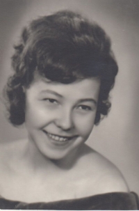 Jaroslava Svobodová, graduation photograph, 1964