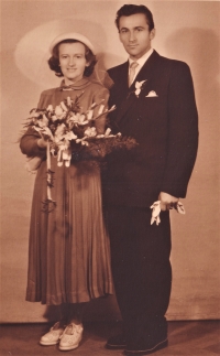 Wedding in Karlovy Vary, 1952