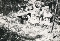 Jan Rabiňák (right) carrying the cross, August 1980