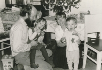 Jan Rabiňák with wife and children, Christmas 1989