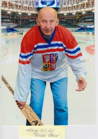 Vladimír Nadrchal in the national jersey at his 75th birthday celebration, 2013