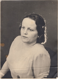 Mother of the witness, 1930s