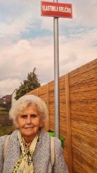 Marie Koukalová in a Nymburk street named after her husband, November 2019