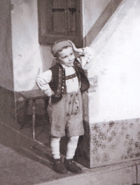 František Brouk at the age of about four on the stage of the Jaroměř theatre in Vojnarka play