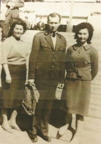 Bohumil Fulín with his wife and daughter Liduška, 1964/1965