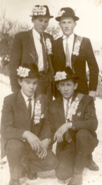 Group photo of boys born in 1950, in the left corner Václav Bradáč, 1960s