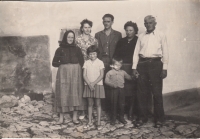 Jakub and his family visiting his parents in St. Helena, 1960s