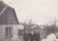 On Velka Strana in Gerník next to the house of Alois Bradac, undated