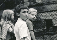 Petr Feldstein's children in Prague Zoo, left to right: Klára, Jakub, Jan, 1981