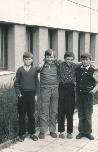 František Novotný (2nd from right) with friends in front of the school in Ronov nad Doubravou around 1973