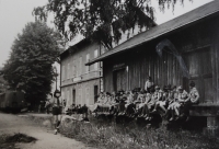 Frýdlant scouts on a trip to the railway station in Bílý Potok pod Smrkem