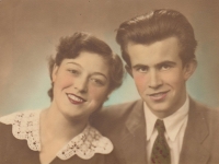 Jiří Cimrman with his future wife Jarmila Soukupová in a photograph taken in Pilsen at the Zvon between 1954-1955