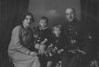 Family Pivcova, Tachov, 1929-30