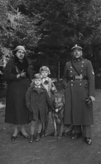 The Pivec family - arrival to Aš in 1934