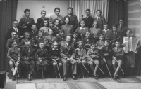  Students of the Vališ Music School in Sobeslav, Jitka Čampulová is 2nd in the row from the top left, 1944