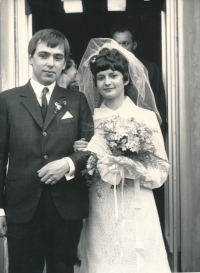 Wedding photograph of Hana and Jan Přikryl, 1968