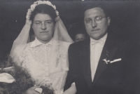 Wedding photo of parents from 1953