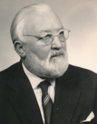 Otec Lýdie Mamulové Rudolf, 1968