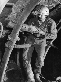 Working at the Hamr I mine around 1981