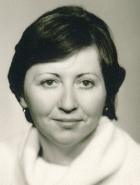 Kamila Hnátová, 1977