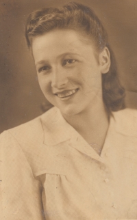 Marta Jíchová's mother in the 1940s