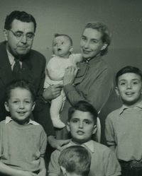 Jiří and Olga Lejhanec with their five sons in 1955