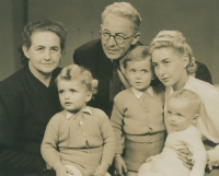 Jiří, Vojtěch and Pavel Lejhanec with their mother Olga and grandparents Hilgartner in 1948