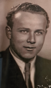 Husband Miroslav Mikolasek, 1947