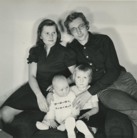 Pavel Lejhanec with his wife Nadia, daughter Marketa and son David