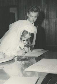 Wedding photo of Naďa and Pavel Lejhanc in 1973