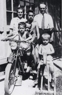 Pukovec family around 1950 (Zdeněk the smallest on a rocking horse)